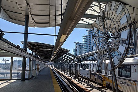 (c) Northwest, CC BY-SA 4.0