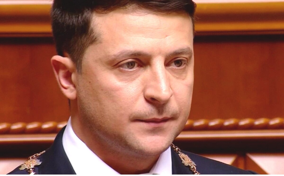 Зеленский не справляется