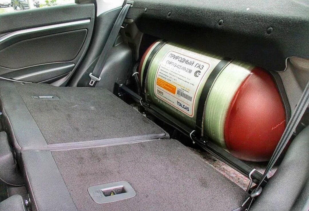 Vesta CNG багажник