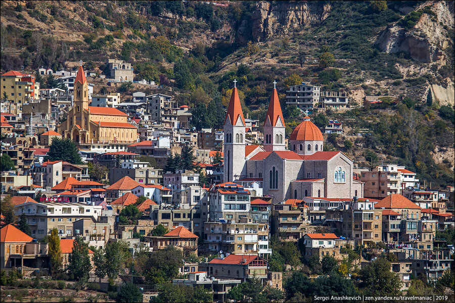 Как умудряются мирно сосуществовать ислам и христианство в Ливане