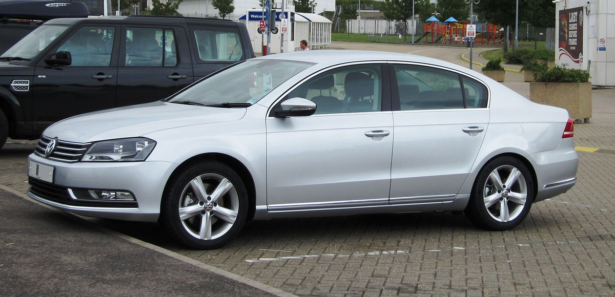 VW Passat 2011г.в.