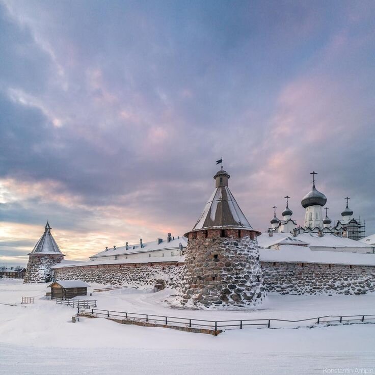 Соловецкий монастырь. Источник - pinterest.ru 
