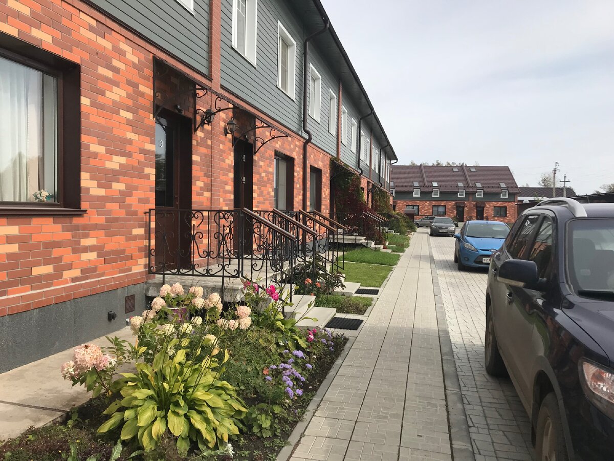 Таунхаусы в нашем микрорайоне