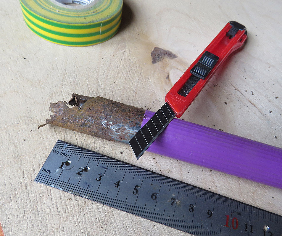 Срезаем пластик