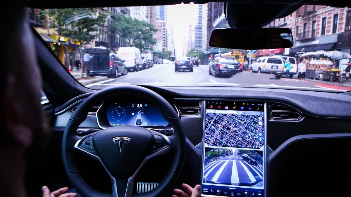 автопилот в автомобиле tesla