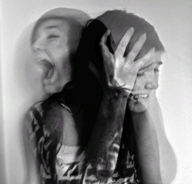 Отчаяние мужчины. Переживания человека. Болезненное душевное состояние. Болезненное душевное состояние. Страдающий человек.