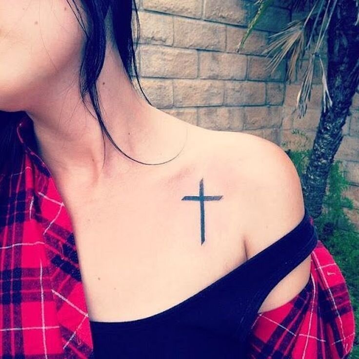 Татуировка крест: символика и красота