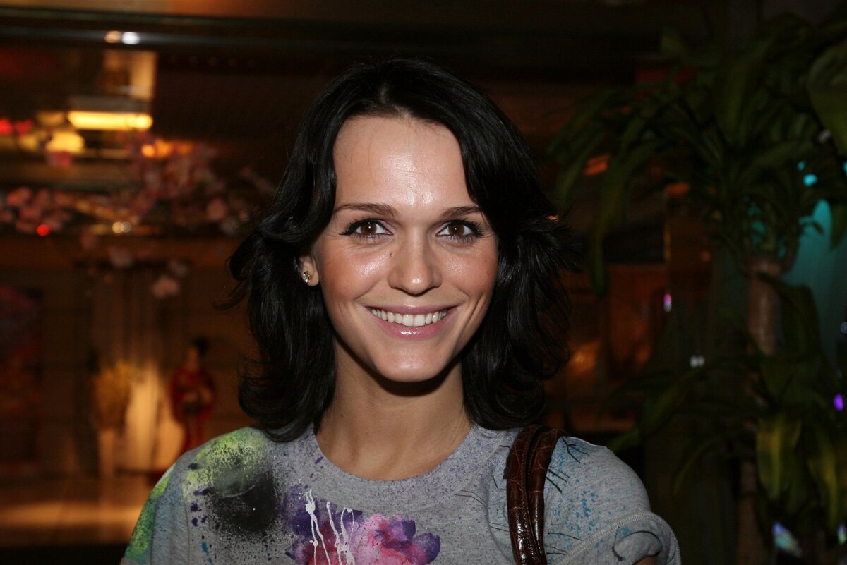 Певица Слава