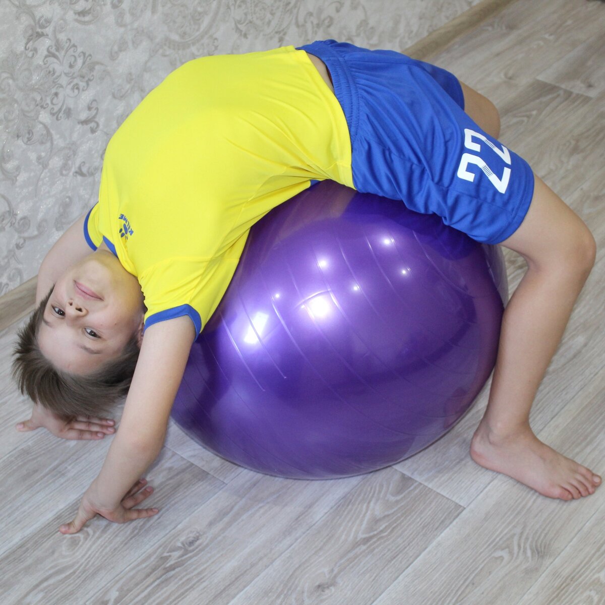 Фитбол Physio Gymnic 120 см