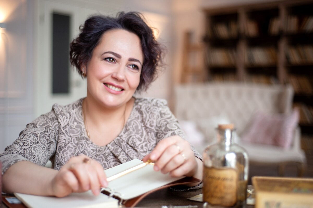 Елена Кириллова – автор канала, телесно-ориентированный психолог