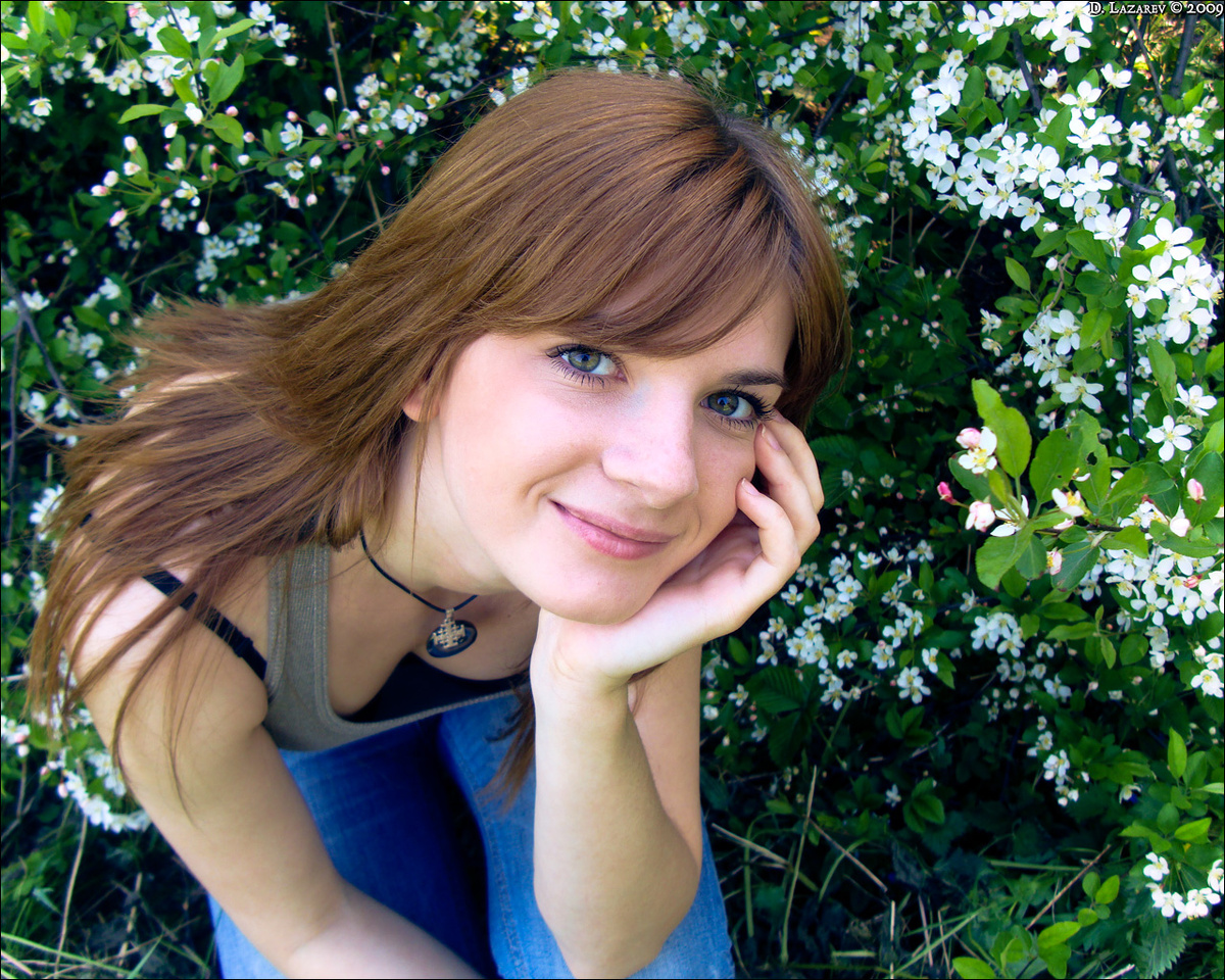 Бытие 1:10 : И назвал Бог сушу землею, а собрание вод назвал морями. И увидел Бог, что это хорошо.  