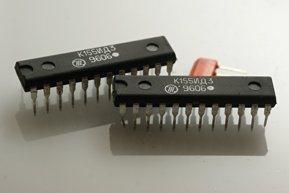 Демультиплексор на к155ид3. Дешифратор к155ид3. Дешифратор к155ид4 схема. Микросхема к155ид3. Микросхема к555ид4.