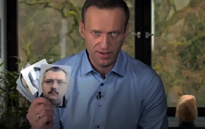 Навальный нашел сотрудников ФСБ, которые хотели его отравить. Что ответили на это сами ФСБшники0