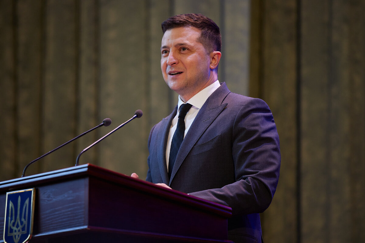 Контрабанда в Украине: новые санкции против 13 человек и 95 компаний. Фото: Владимир Зеленский/Офис президента