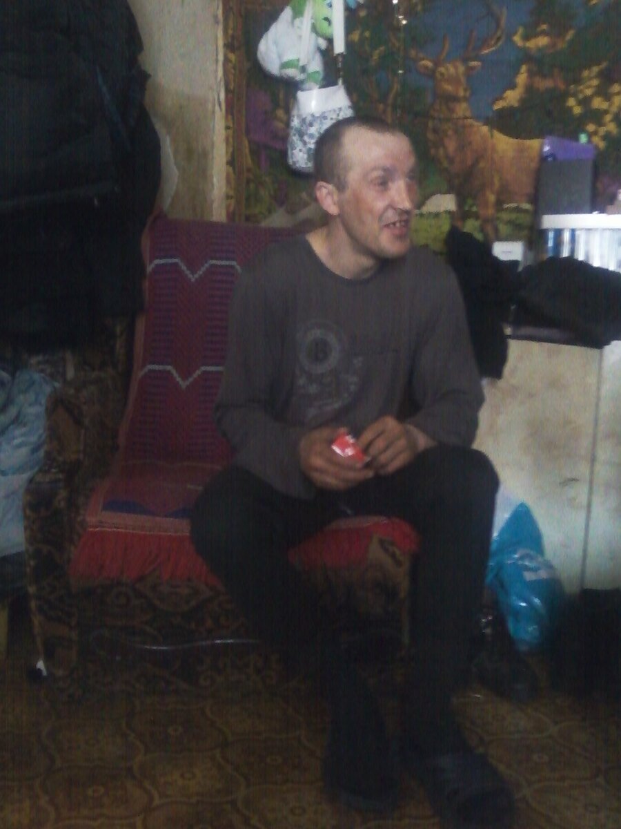 Одно из немногих фото, сохранившееся в память об Антоне.