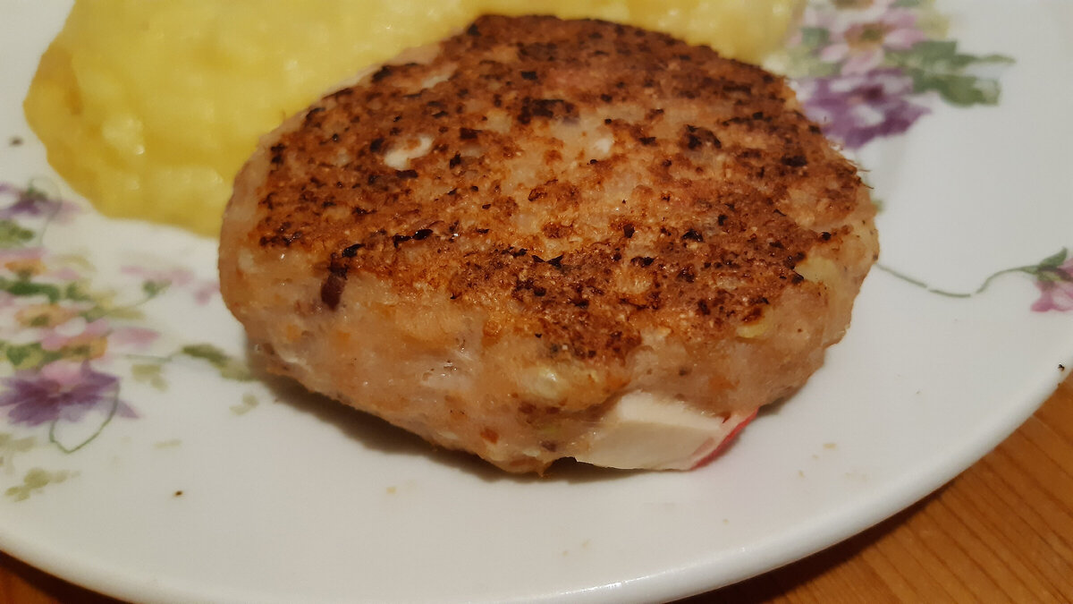 рыбная котлета с крабовыми палочками