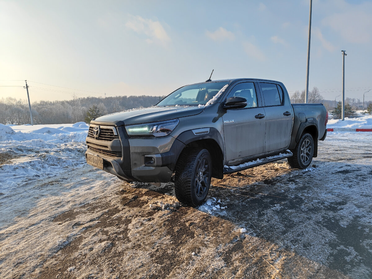 toyota hilux 2022