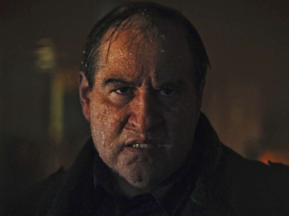 Это не Жерар Депардьё, а Колин Фарелл в облике врага бэтмена - Пингвина