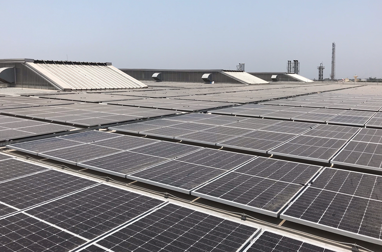 Солнечные панели на заводе Yanmar Engine Manufacturing в Индии