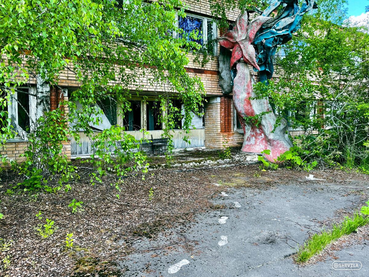 Заброшенный лагерь «Сказка»