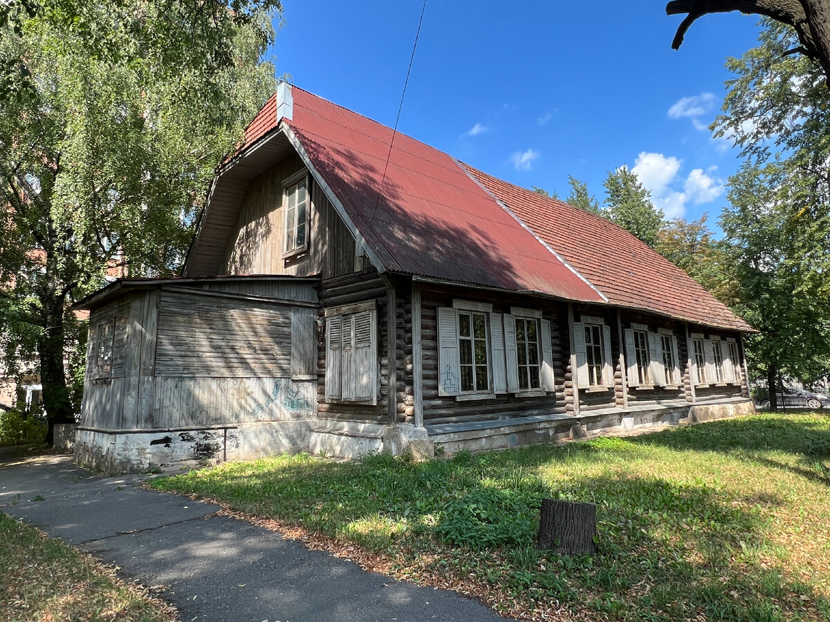 Музей Народного художника России, А.И. Морозова. Вид со двора. Фото автора