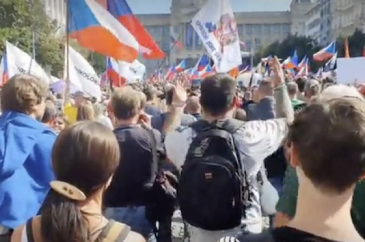 20 мая выйдет. Митинг в Москве. Ялта митинг. Политический митинг. Митинги в Европе.