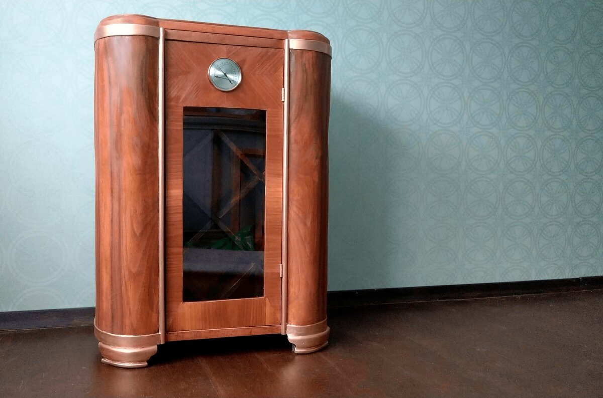 Эту мебель покупала в другом городе, доставляла через "Везет всем".