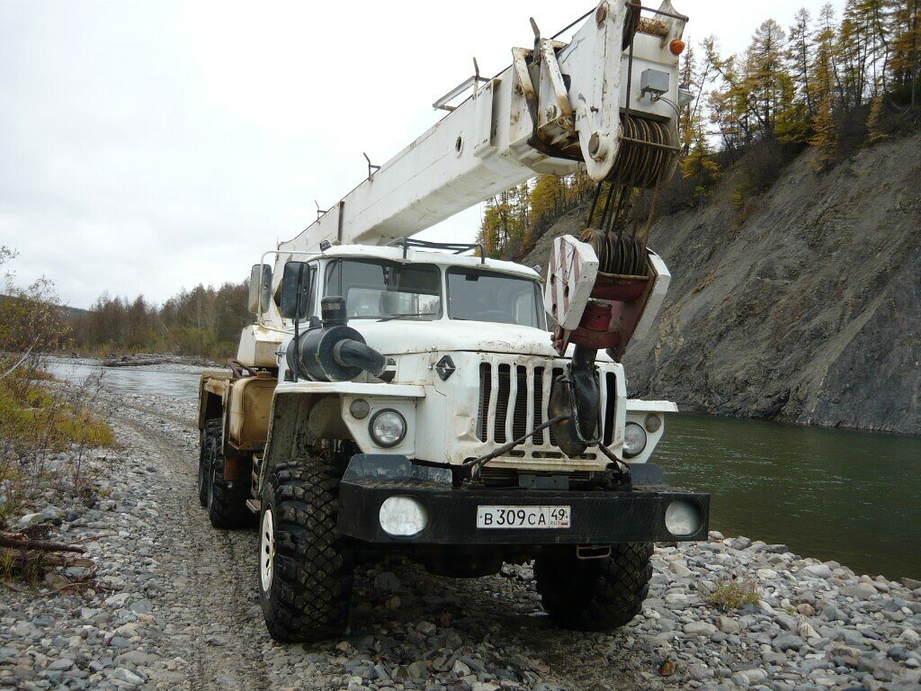 Автокран "Челябинец"