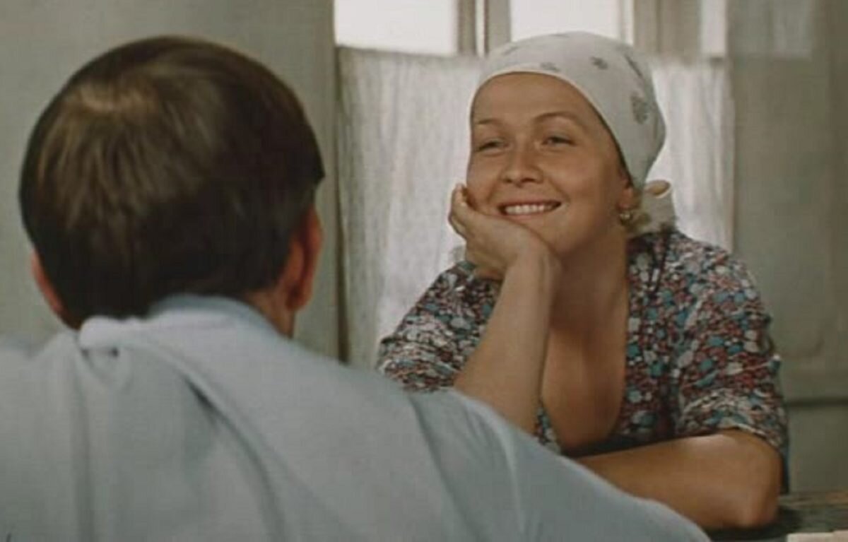    Чем успешней складывалась творческая жизнь актрисы, тем сложнее становилась личная Нелла Прибутковская