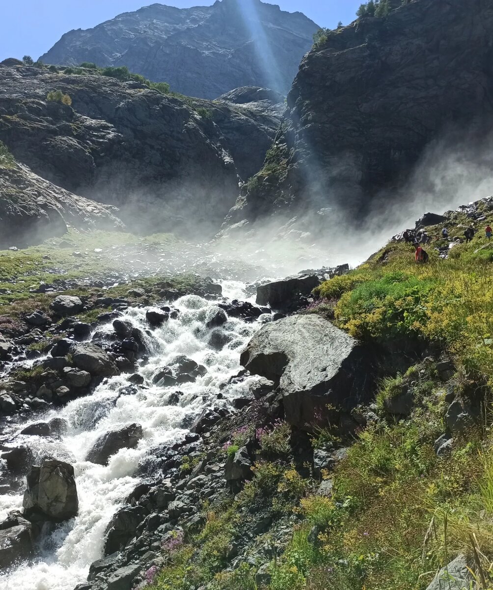 Водопад Суфруджу Домбай