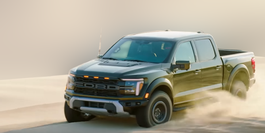 Передняя и задняя часть кузова в оснащении Raptor.