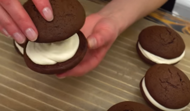 Whoopie cookie friends Forever