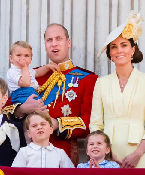 Королевская семья (фото из Интернета)