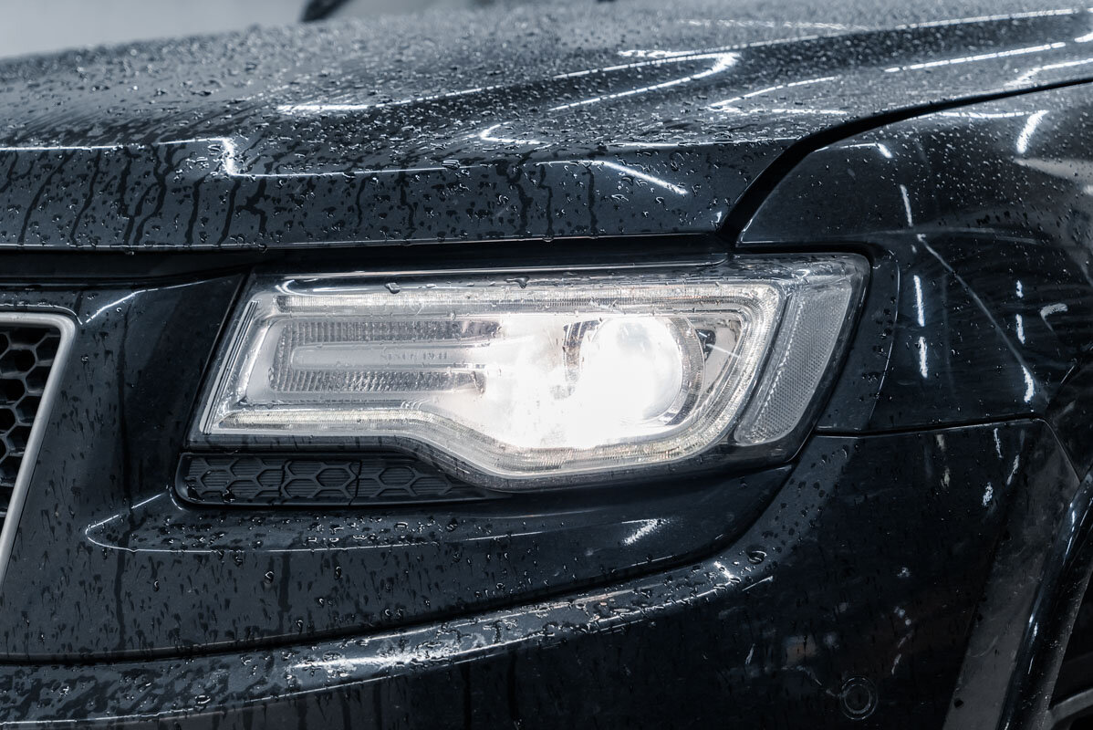 Свет фар до замены ламп.