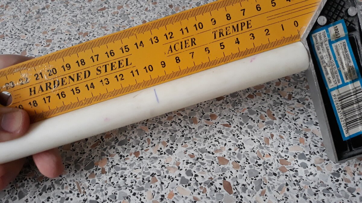 Отмеряем необходимый размер.