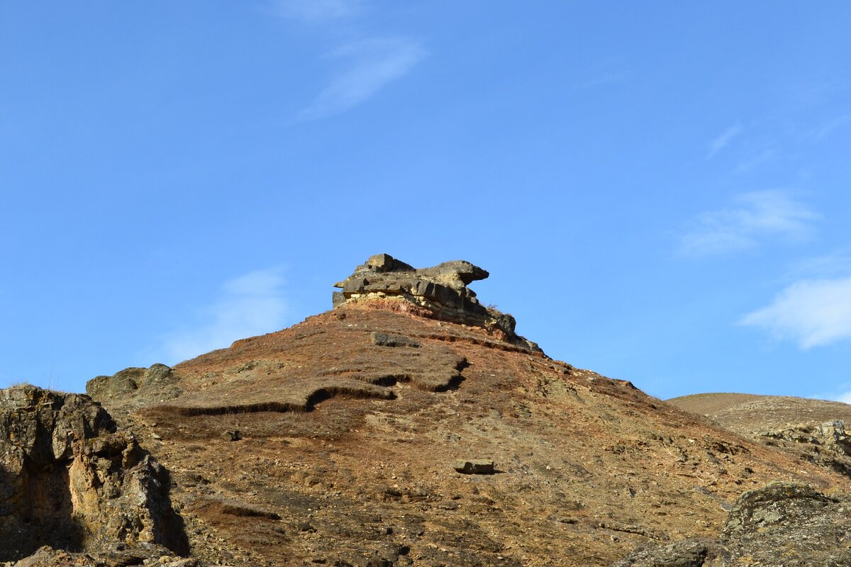 На этом месте якобы была церковь