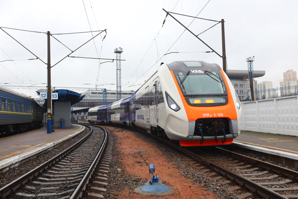 Новый украинский поезд сломался, не проработав и месяца