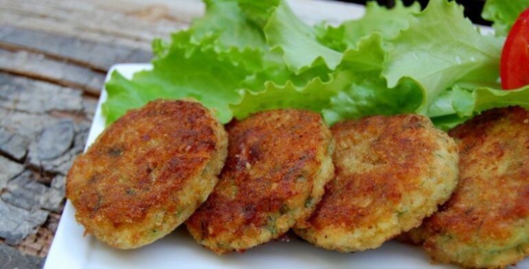 Котлеты из рыбы с сыром