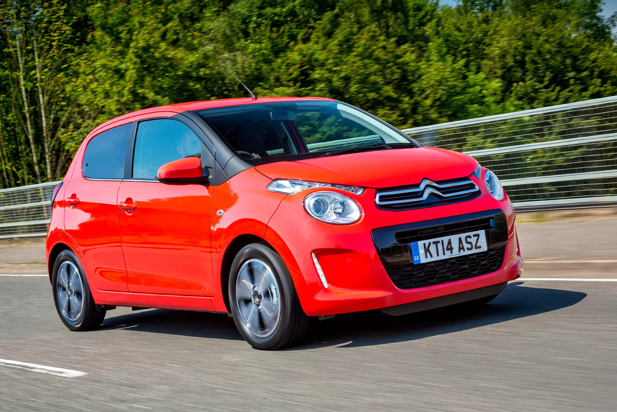 Класс маленьких машин. Citroen c1. Citroen c1 Mini. Ситроен с1 красный. Citroen c1 2008