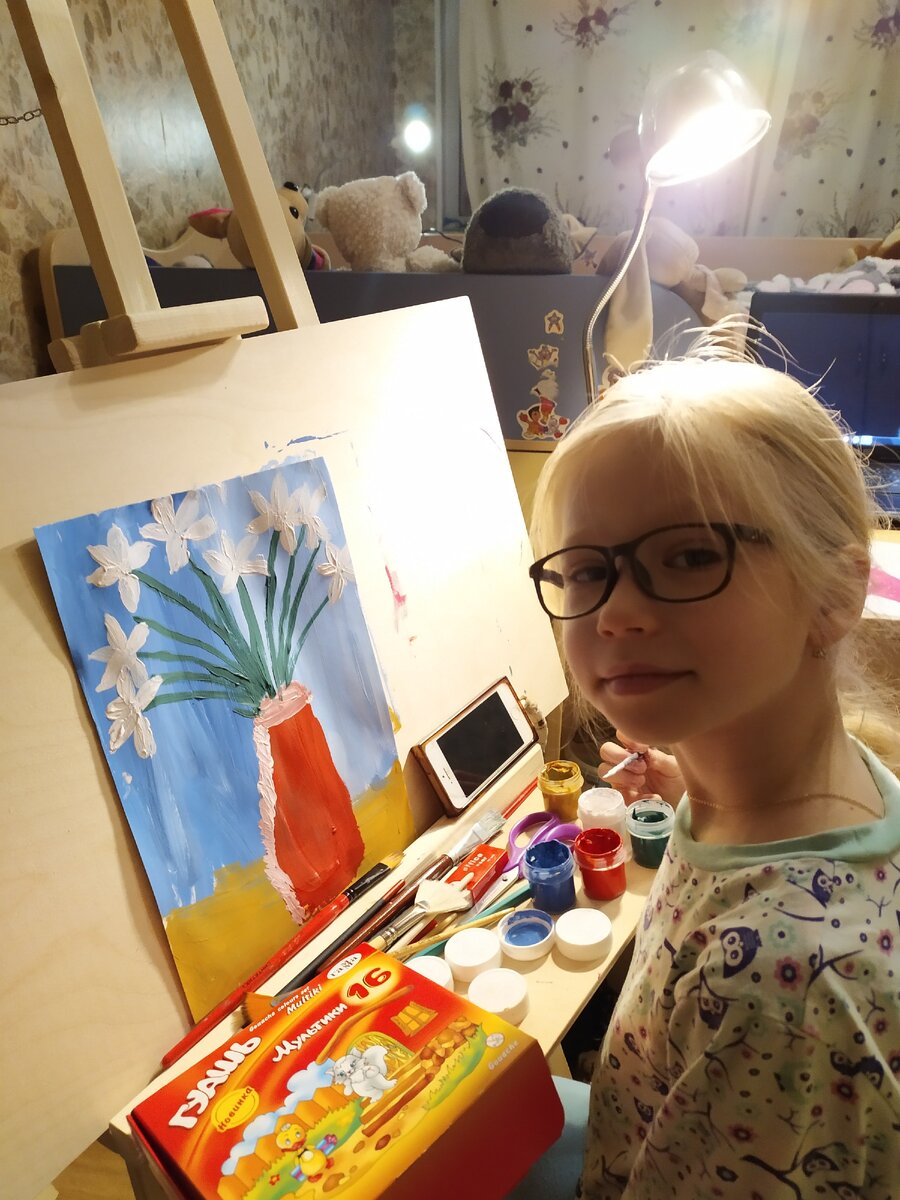 Диана рисует натюрморт