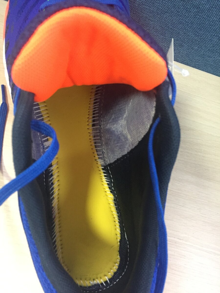 Стелька по форме стопы из EVA