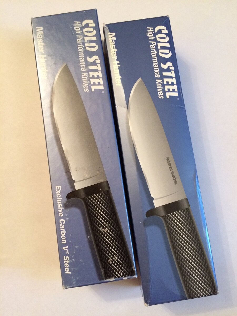 Два ножа Cold Steel Master Hunter. Упаковка. Авторская фотография.