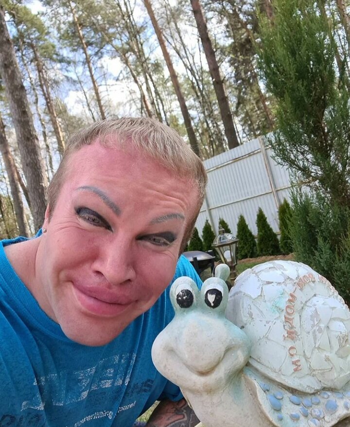 Когда попросили сделать доброе лицо