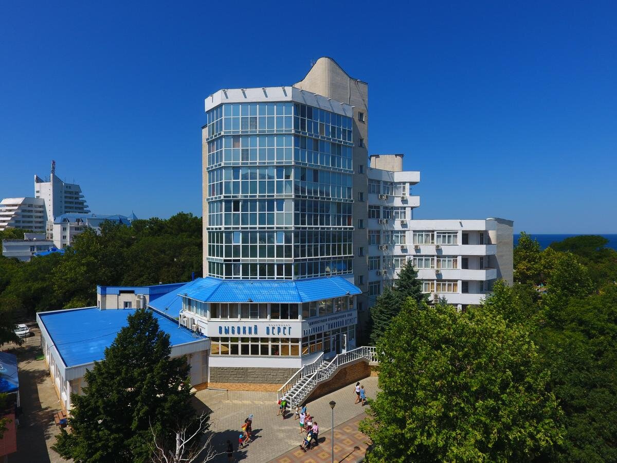 Вид на пансионат «Высокий Берег»