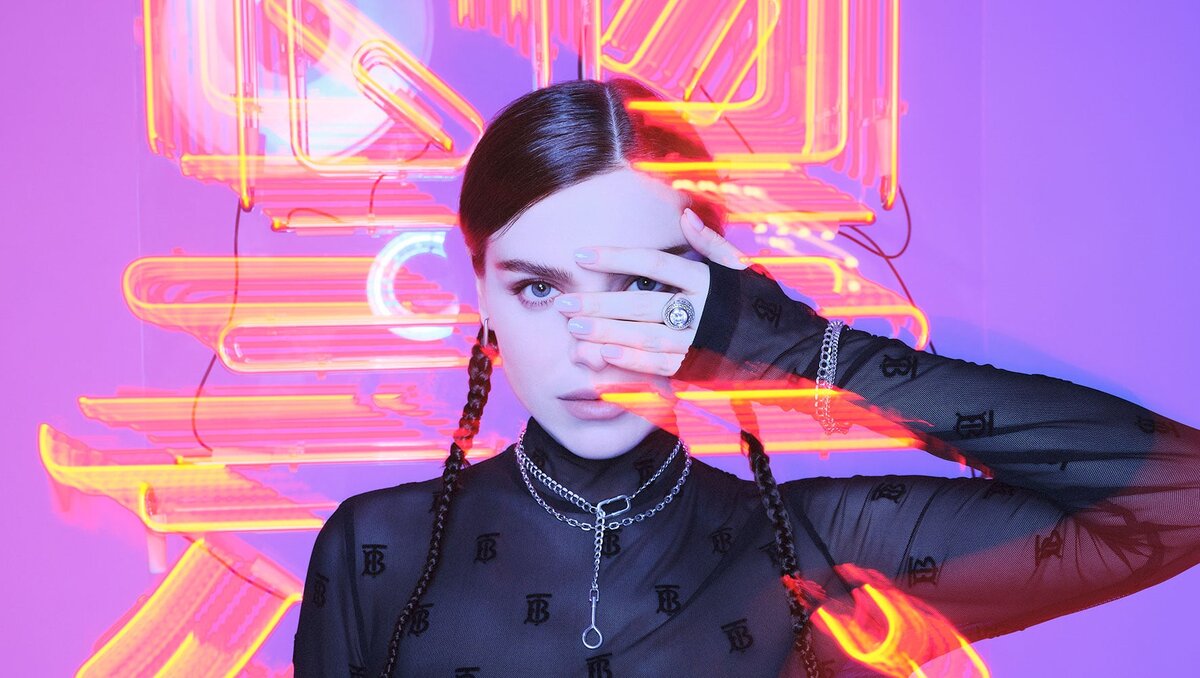 Елена Темникова призывает к самовыражению и индивидуальности 