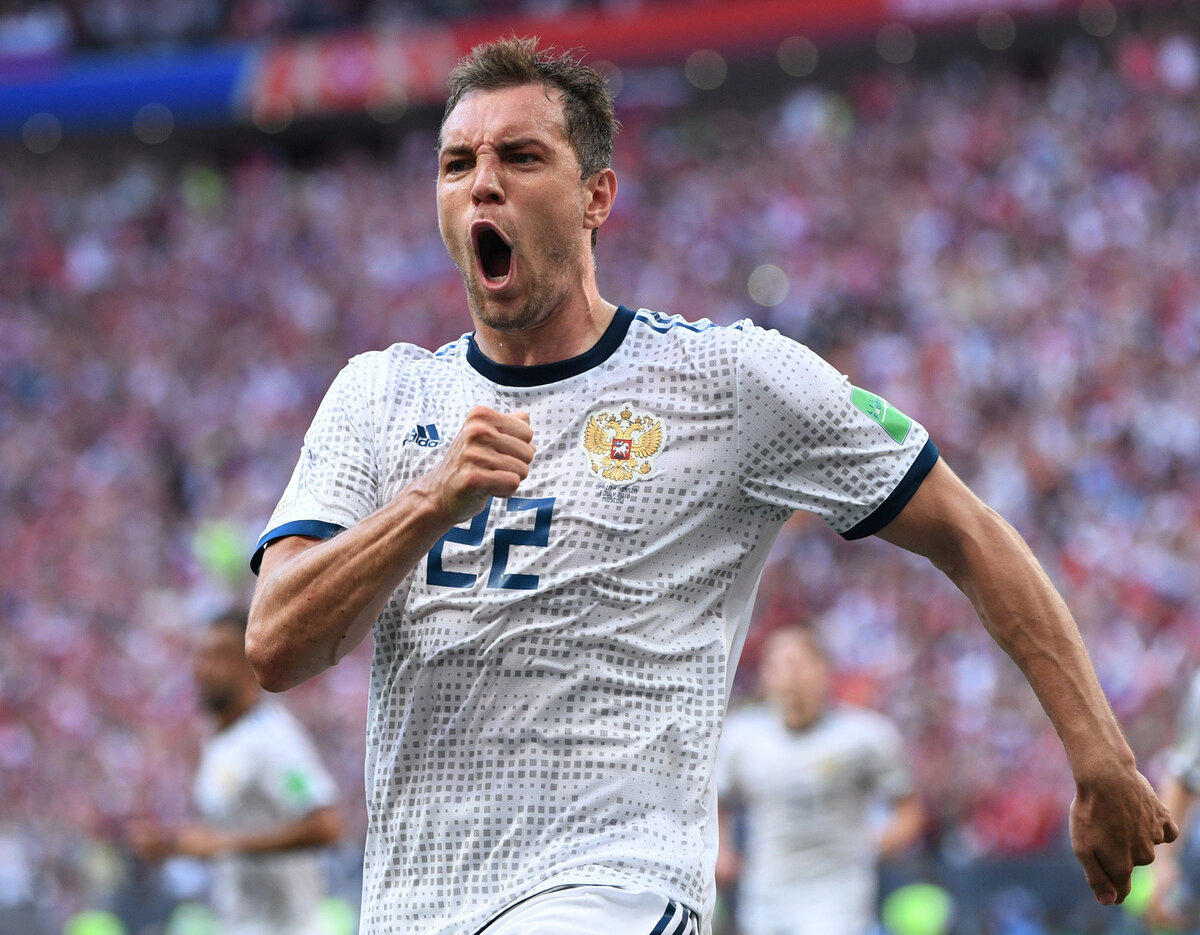 Артем Дзюба - нападающий, капитан, лидер и главный герой сборной России и российского футбола!