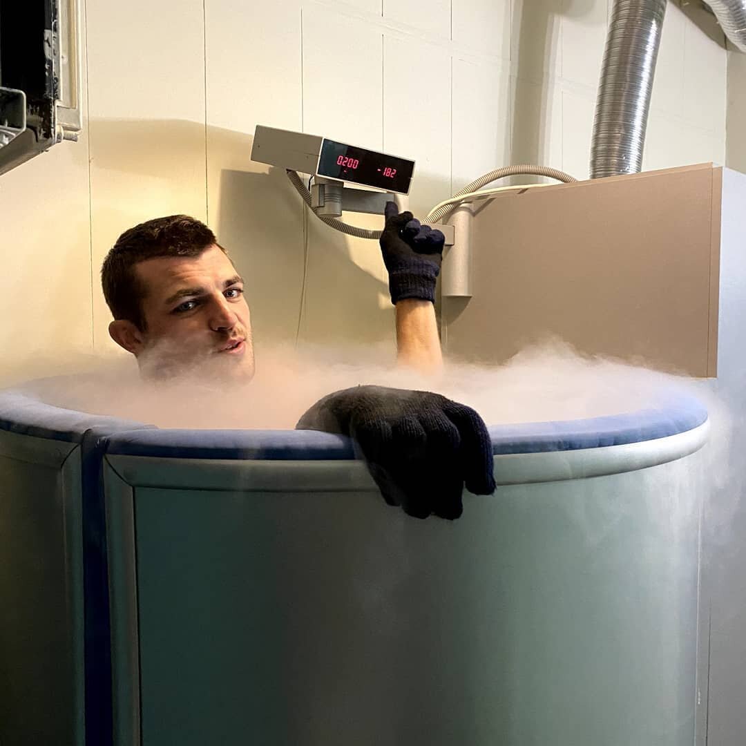 Николай Котенков в криосауне