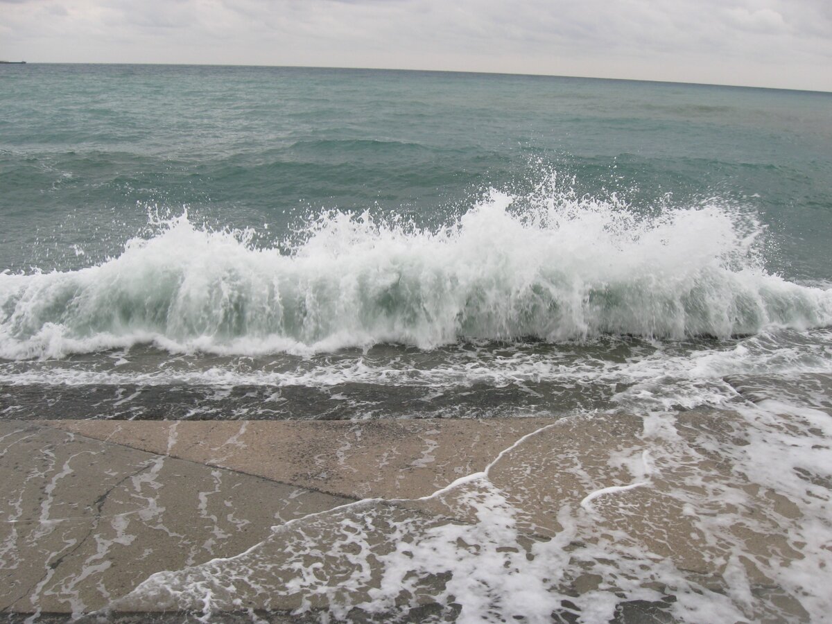 То самое море с волной в Крыму, фото автора