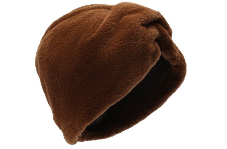 Чалма от FURLAND из меха норки, стоит 55 000 руб. Справа в галерее более простой варинат.