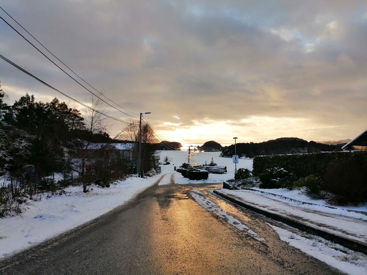 Фана-фьорд. Закат солнца. Фото автора.
